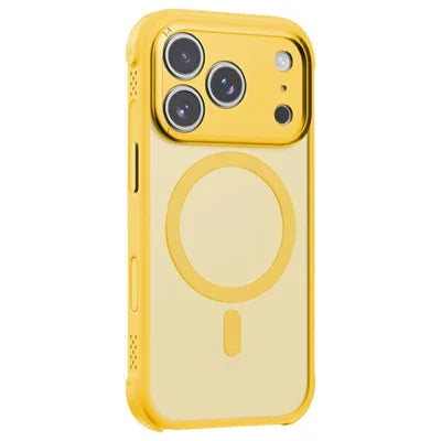 MOMAX SōMA Air for iPhone 18 Pro Max / 17 Pro Max Magnetic Case PC + TPU Airbag Drop-Resistant Phone Cover - Yellow