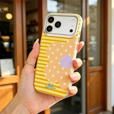 CICI-CITY For iPhone 18 Pro Max / 17 Pro Max Magnetic Case PC + TPU Skin Touch IMD Floral Phone Cover - Warm Yellow Bloom